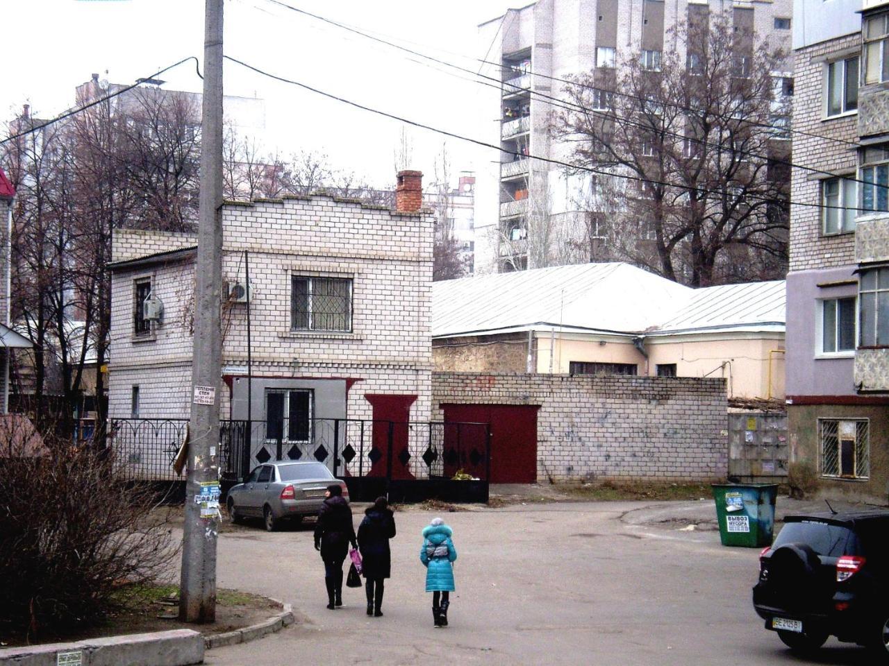 1 Ком Квартира 1 Этаж 3 Дивана, Wi-Fi, Центр Города, Садовая-Чкалова "Сильпо" И "Атб" Отдельный Дом 2 Этажа Mykolajiv Exteriör bild